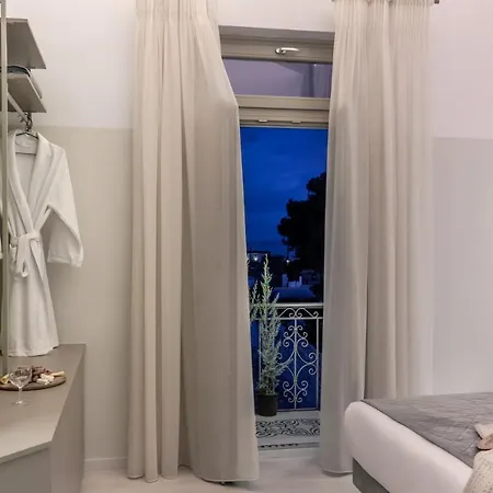 Octavia Rooms Corinth Exterior photo